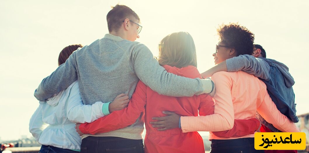 بلوغ اجتماعی و رشد فردی چیست؟