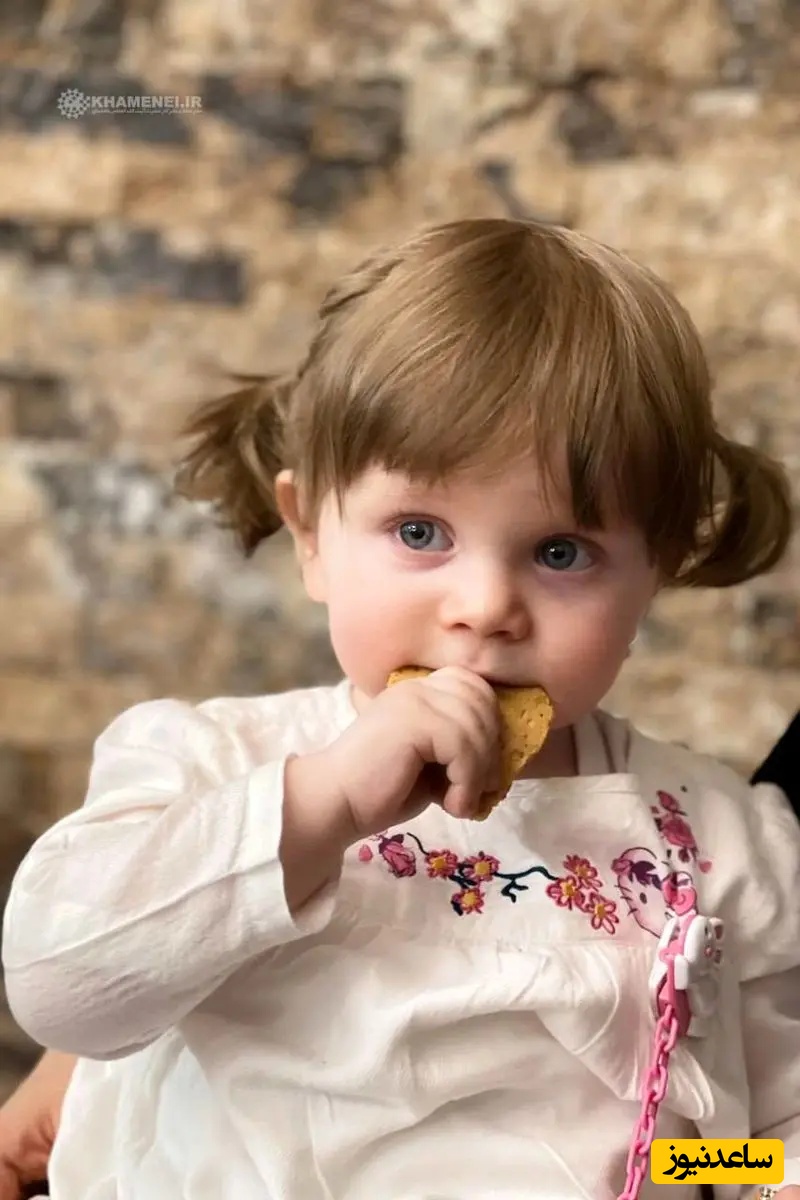 عکس های جگرسوز از نوه 14 ماهه رهبری انقلاب / زهرا محمدی گلپایگانی همراه رهبری شهید شد