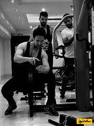 شاهرخ استخری