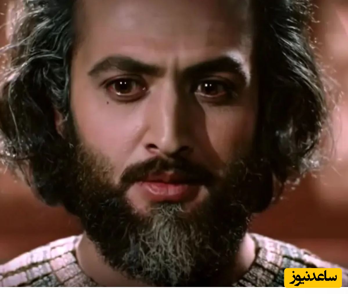 دیدار احساسی مصطفی زمانی و محمود پاک نیت «یوزارسیف و یعقوب» با رهبر معظم انقلاب در بیت رهبری+ عکس / یادی کنیم از شعر، چو دیدمش، دلِ من روشن از صفای نگاه