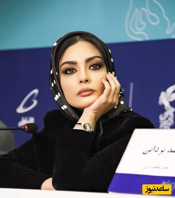 صحرا اسداللهی