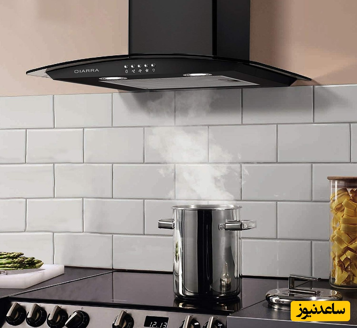 چالش‌های خانه‌تکانی / بهترین روش تمیز کردن و چربی‌زادیی گاز و هود آشپزخانه