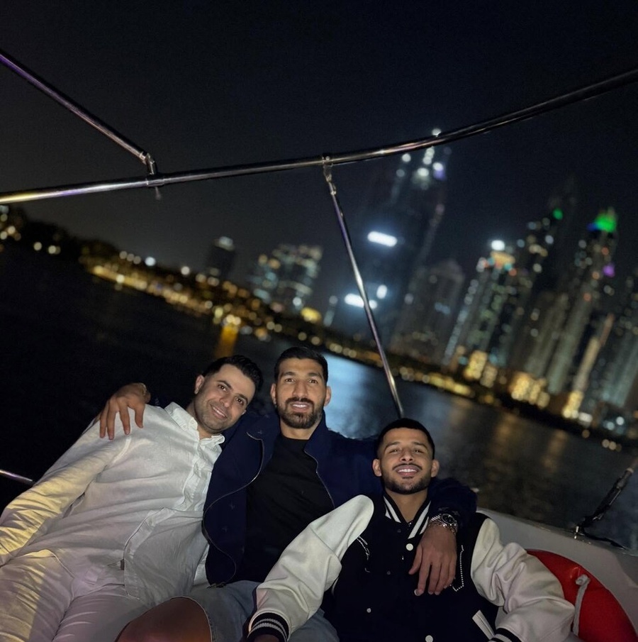 نگاهی به کیک تولد لاکچری و دوطبقه شهریار مغانلو با تدارک مهدی قایدی روی قایق تفریحی/ مبارکا باشه+عکس