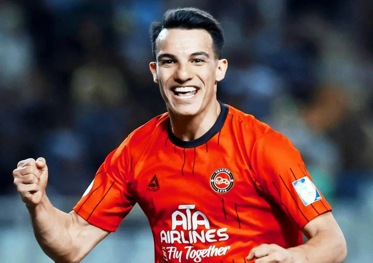 خلاصه بازی جذاب و مهیج تراکتور و سپاهان با دبل بی‌نظیر و هوش پران حسین زاده/ آقای گُل لیگ غوغا کرد+فیلم