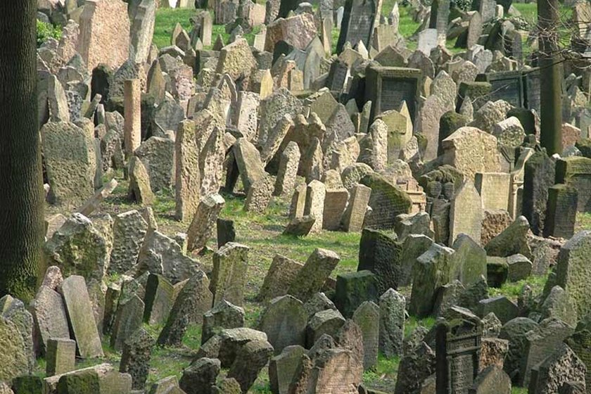  قبرستان قدیمی یهودیان پراگ