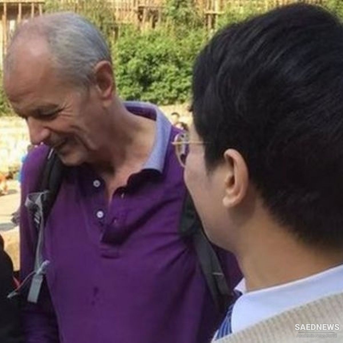 British Diplomat in China Saves a Drowning Student