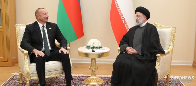 President Raeisi Meets President Aliyev in Ashgabat