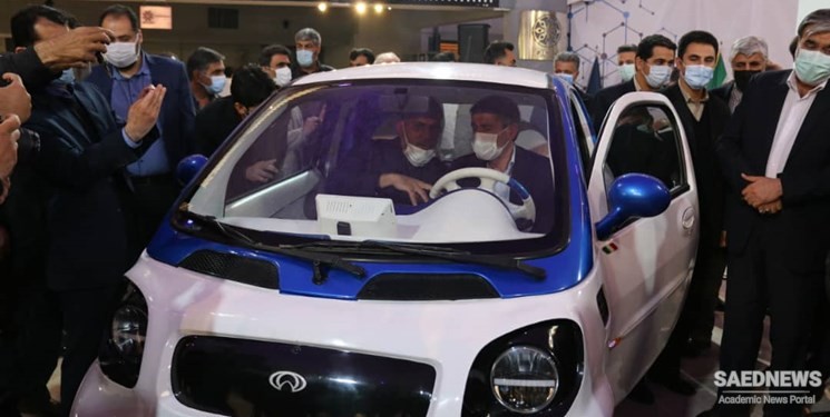 Iran unveils first smart electric vehicle
