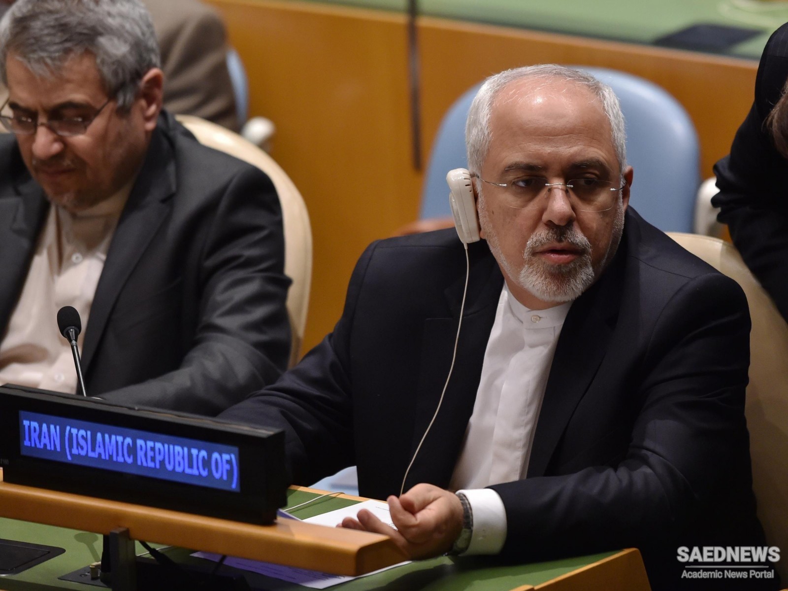 Zarif Rebukes Trump Administration of the Damage Done by Its Decisions to the Planet