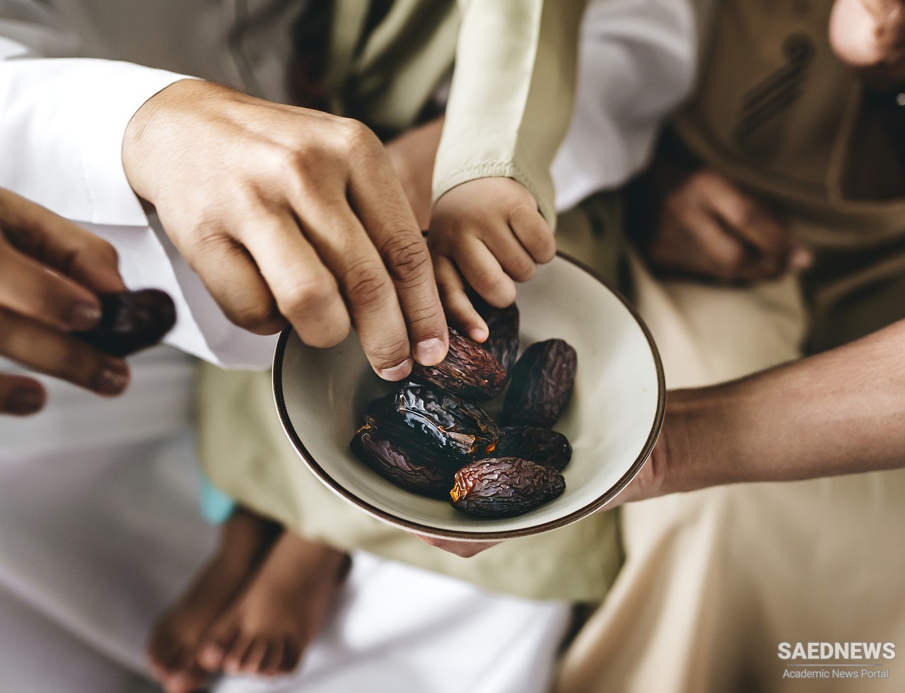 Why Muslims Stop Eating and Drinking in Ramadan: Sawm the Pillar of Islam