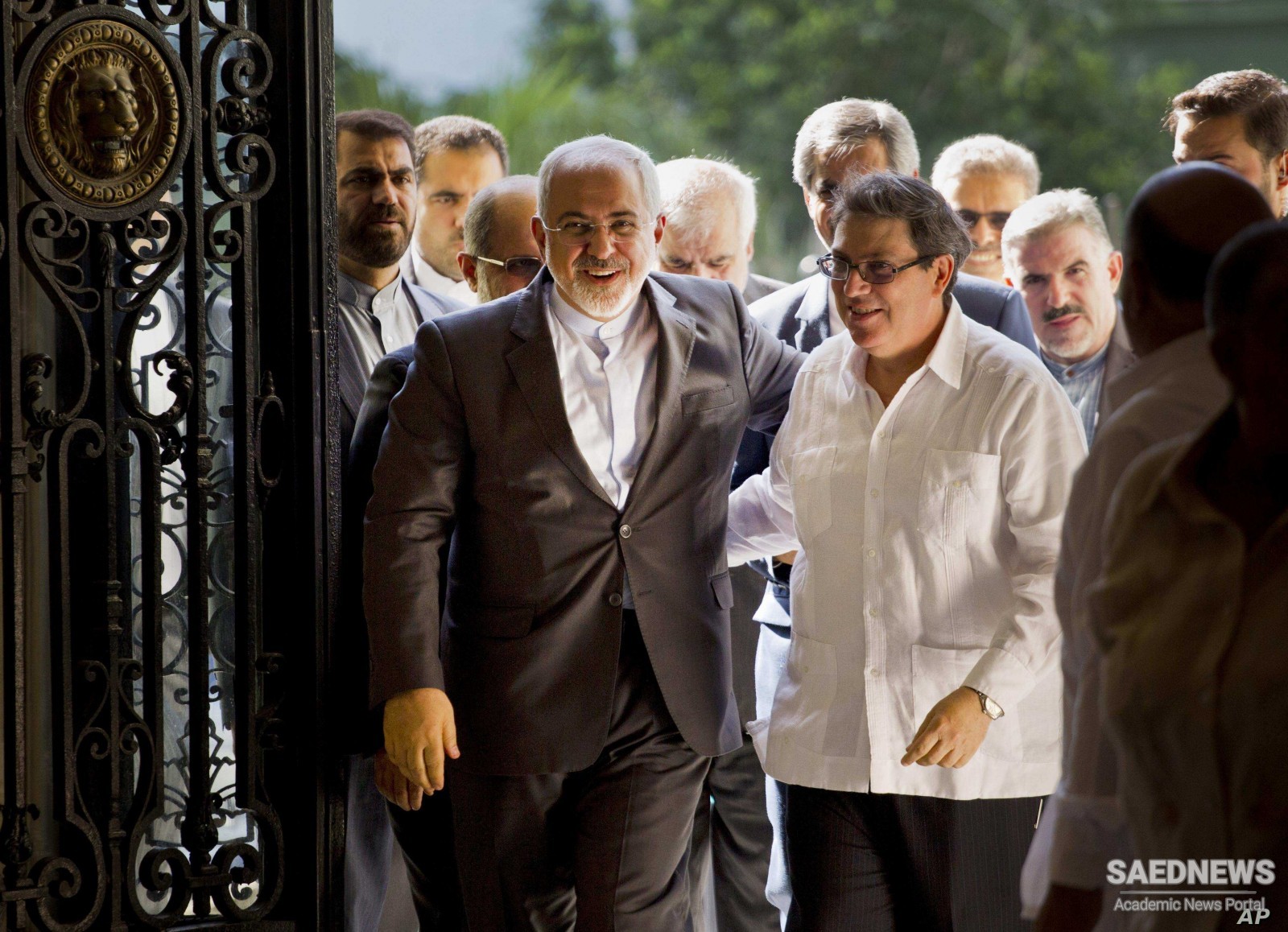 Iran FM Zarif Visits Havana