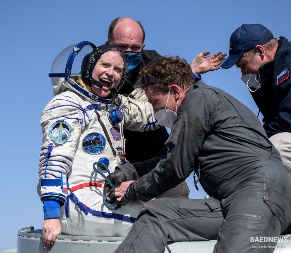 तीन अंतरिक्ष यात्री अंतर्राष्ट्रीय अंतरिक्ष स्टेशन से लौटे