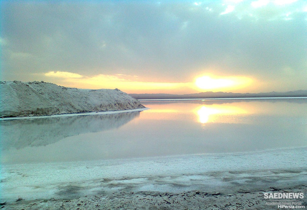 होजे सुल्तान झील क़ोम