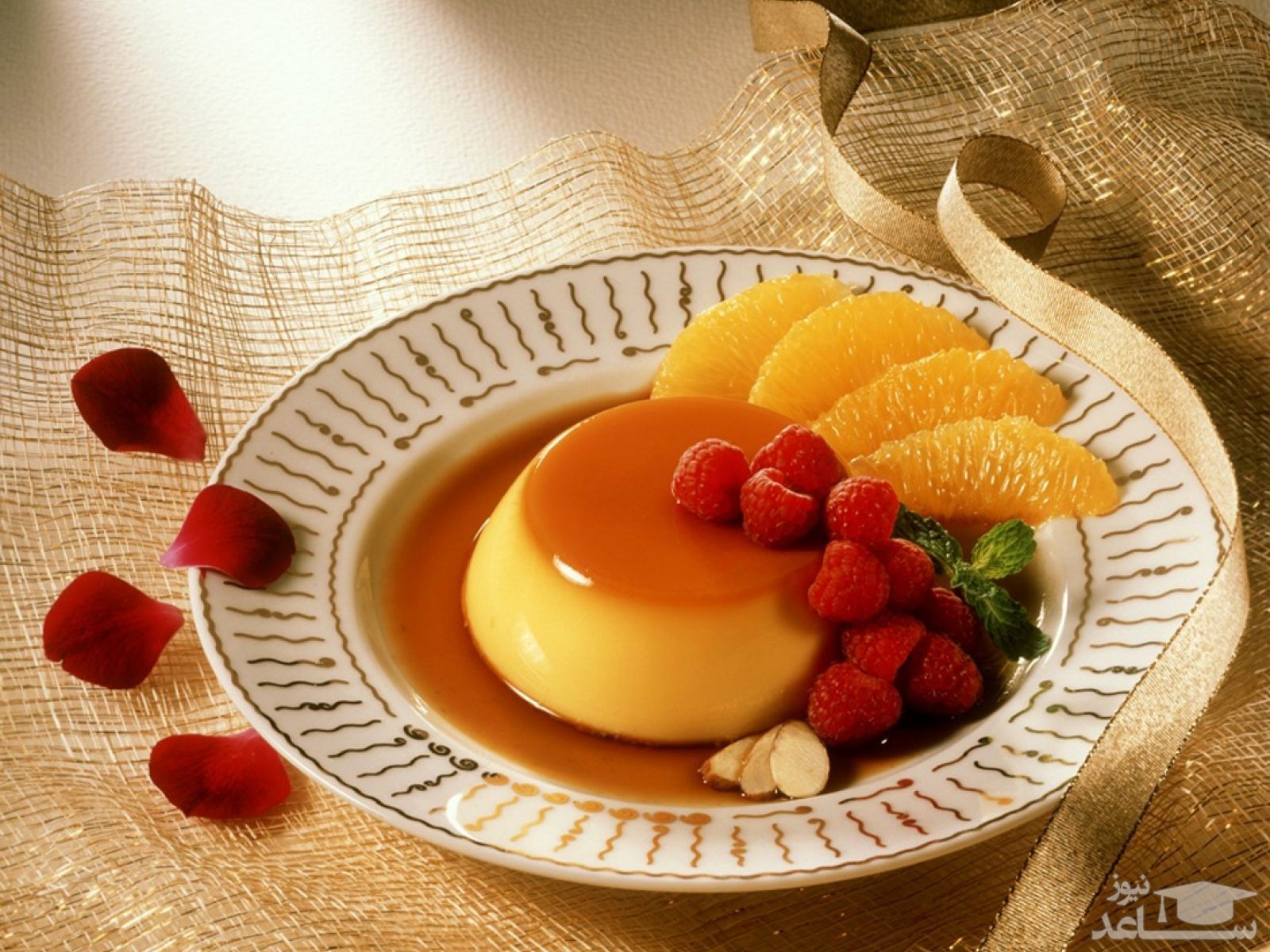 روش تهیه کرم کارامل با دسر میوه ها