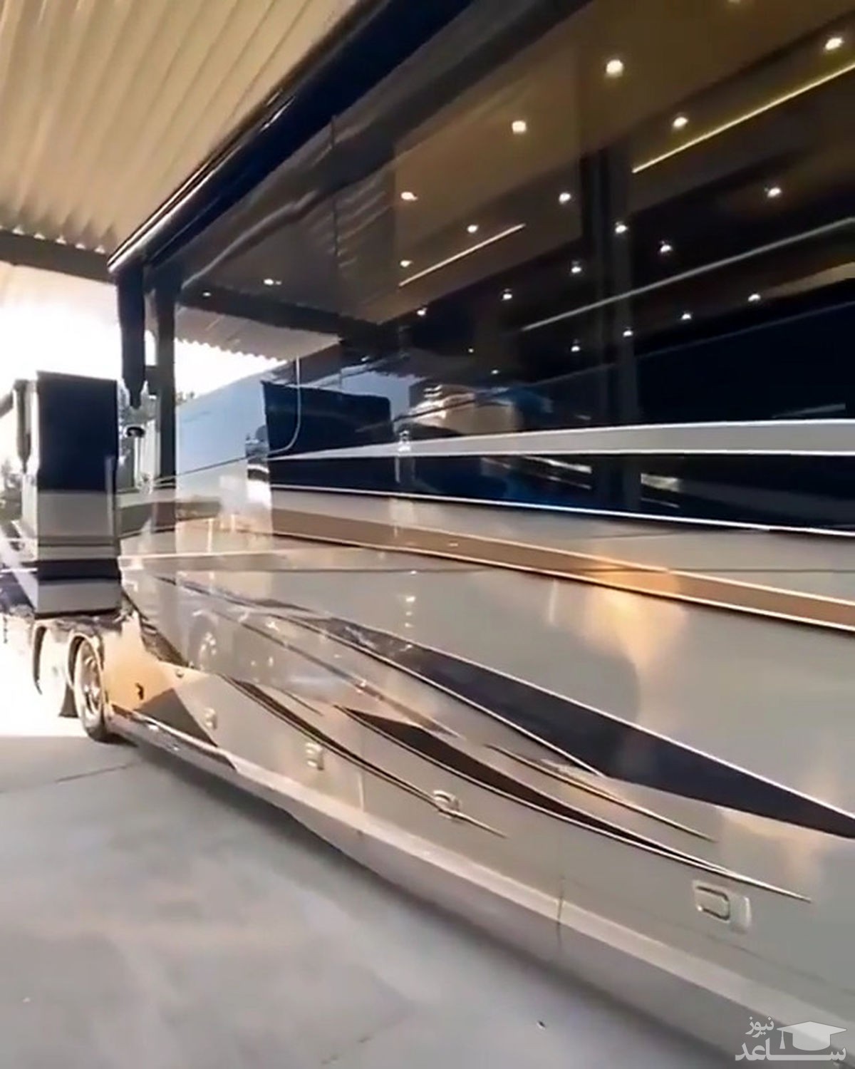 (فیلم) خفن ترین اتوبوسی که در عمرتان دیده اید