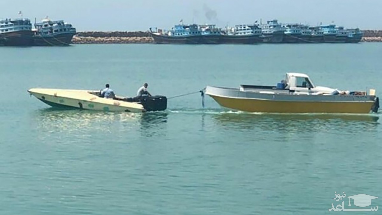 (فیلم) تویوتا لندکروز قاچاق روی شناور