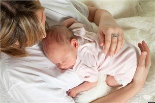 نقش شیر مادر در کاهش بیماری ها و سرطان کودک