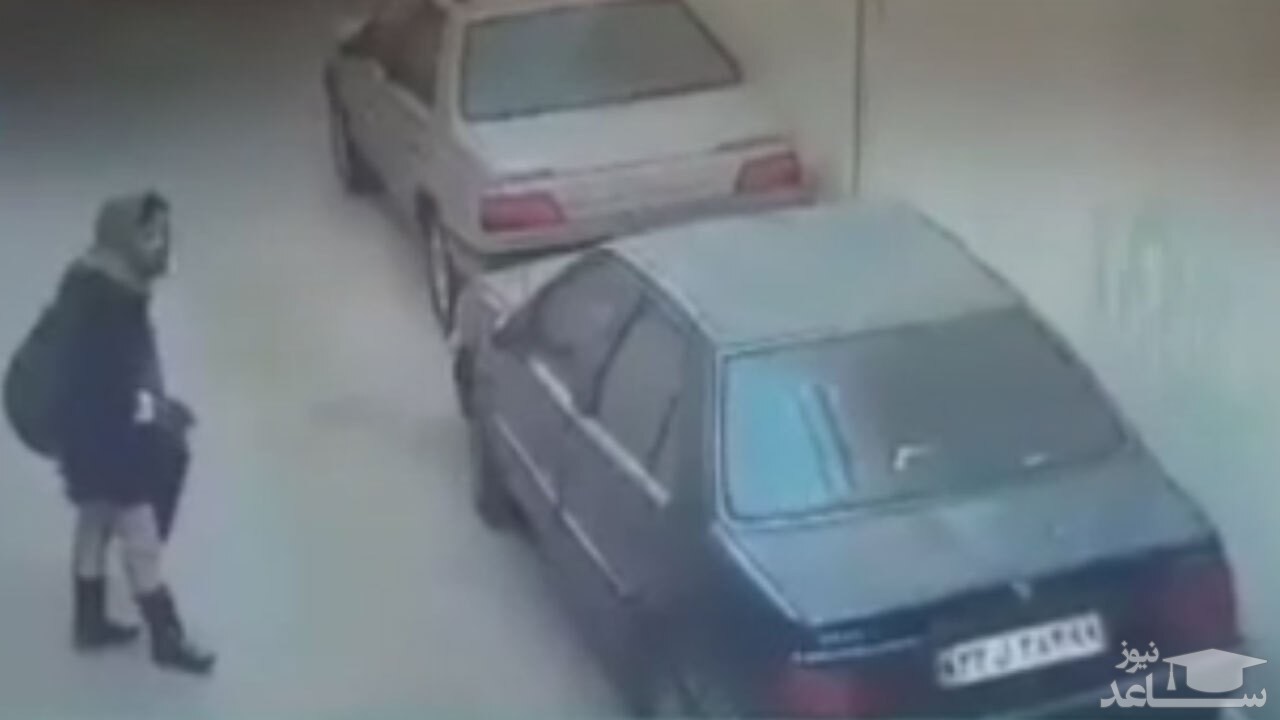(فیلم) لحظه سرقت حرفه‌ای از خودروی پرشیا توسط یک زن