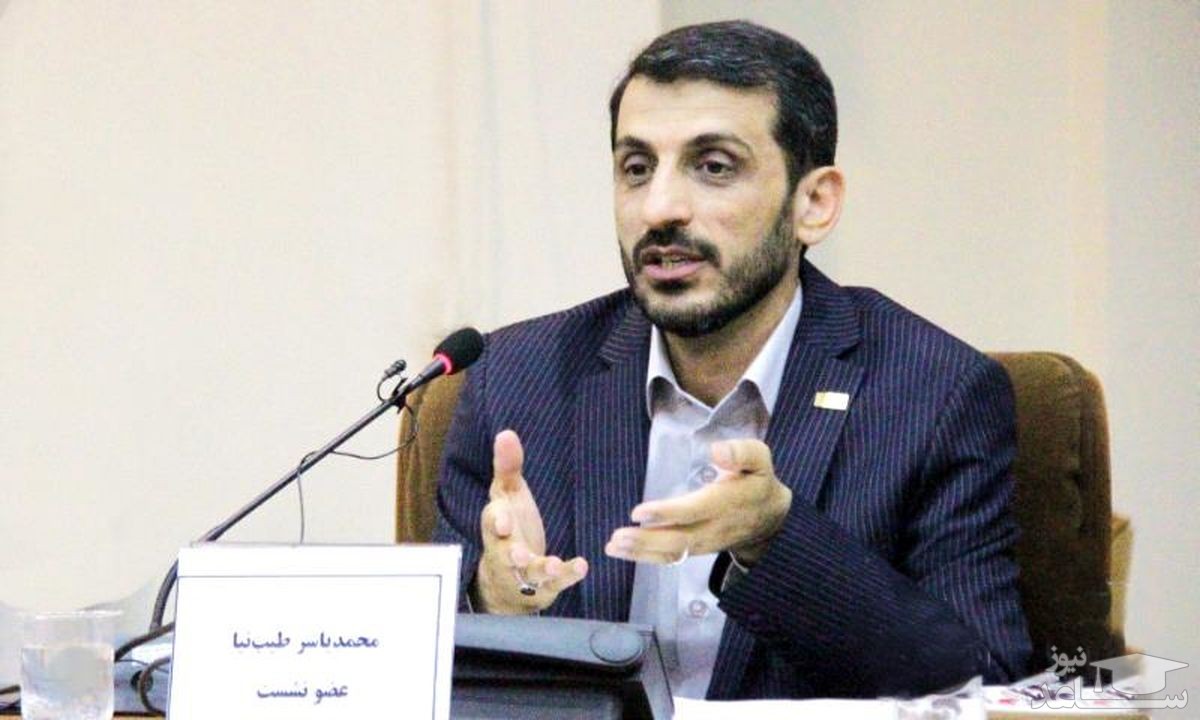 تخلفات گذشته فولاد مبارکه حاصل سیاست‌زدگی است/ تاکنون بیش از ۵۰ مدیر تغییر کرده‌اند