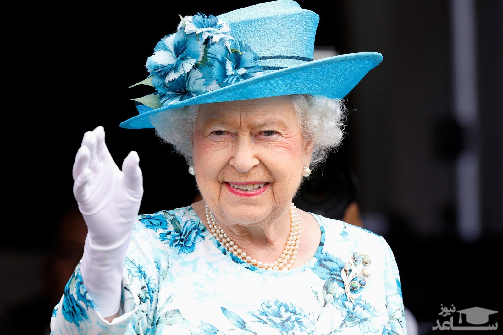 الیزابت فرصت محکوم کردن نژادپرستی را از دست داد