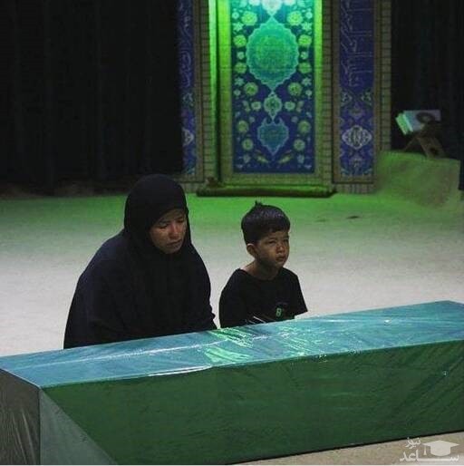 این عکس را ببینیم و از شرم آب شویم