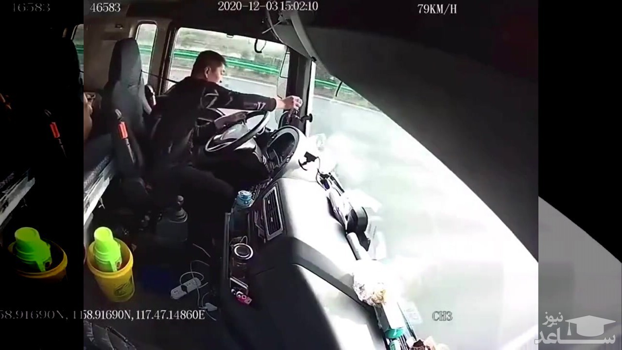 (فیلم) راننده حواس پرت، باعث تصادف کامیون شد 