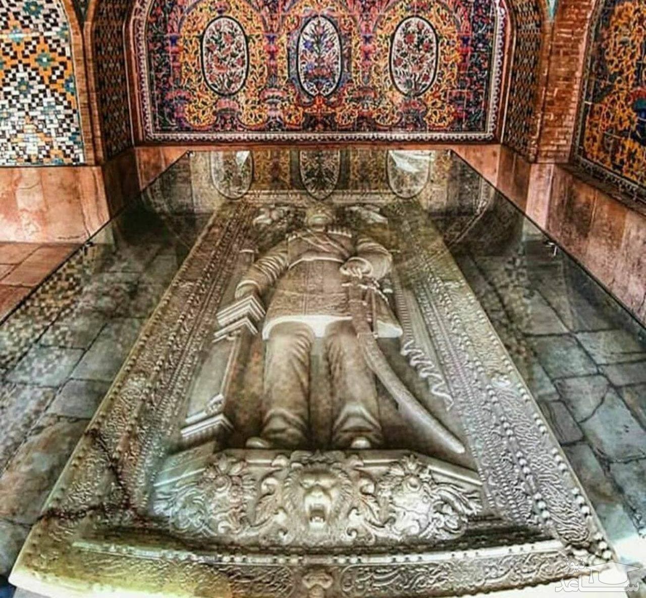 جزئیات اتفاقی عجیب در سنگ قبر ناصرالدین‌ شاه +عکس