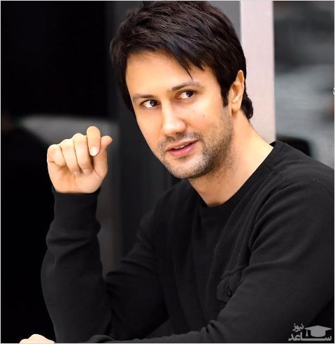 قدم زدن عاشقانه شاهرخ استخری و همسرش در محله پولدار نشین ها مقابل قصر خیره‌کننده ای که شبیه رویا میمونه