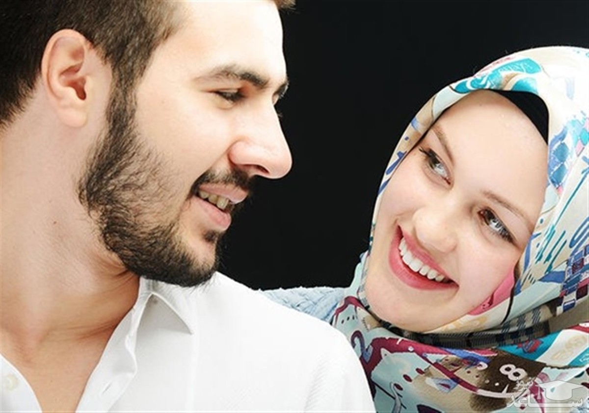 Муж и жена арабские. Жена мусульманка. Счастливая мусульманская семья. Мусульманский муж. Любовь в Исламе.