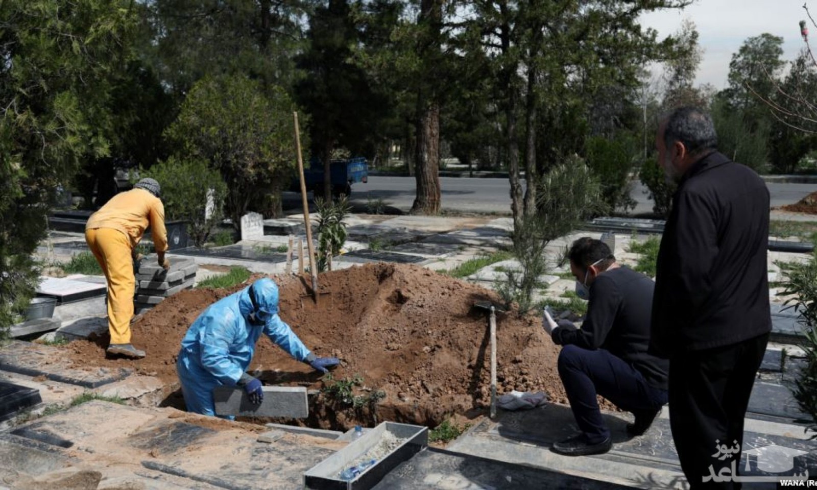 چرایی آمار بالای مرگ و میر کرونا در ایران/ محدودیت‌های کرونایی تازه ترمز آمار فوتی‌ها را می‌کشد؟