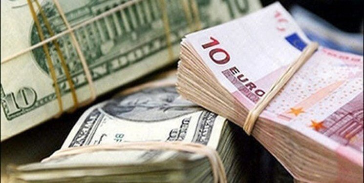 دلار کانال عوض کرد/ یورو در مرز ۱۳ هزار تومان