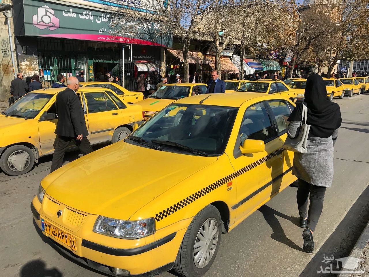سوار کردن ۴ مسافر در تاکسی غیرقانونی است