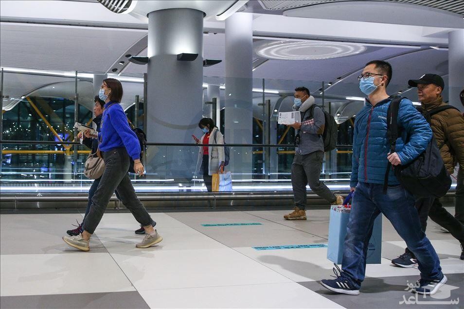 مسافران در فرودگاه