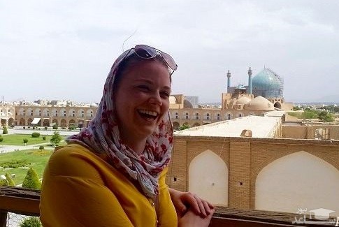 فیلم جنجالی برخورد متفاوت 2 پلیس یزدی با خانم هلندی موتورسوار