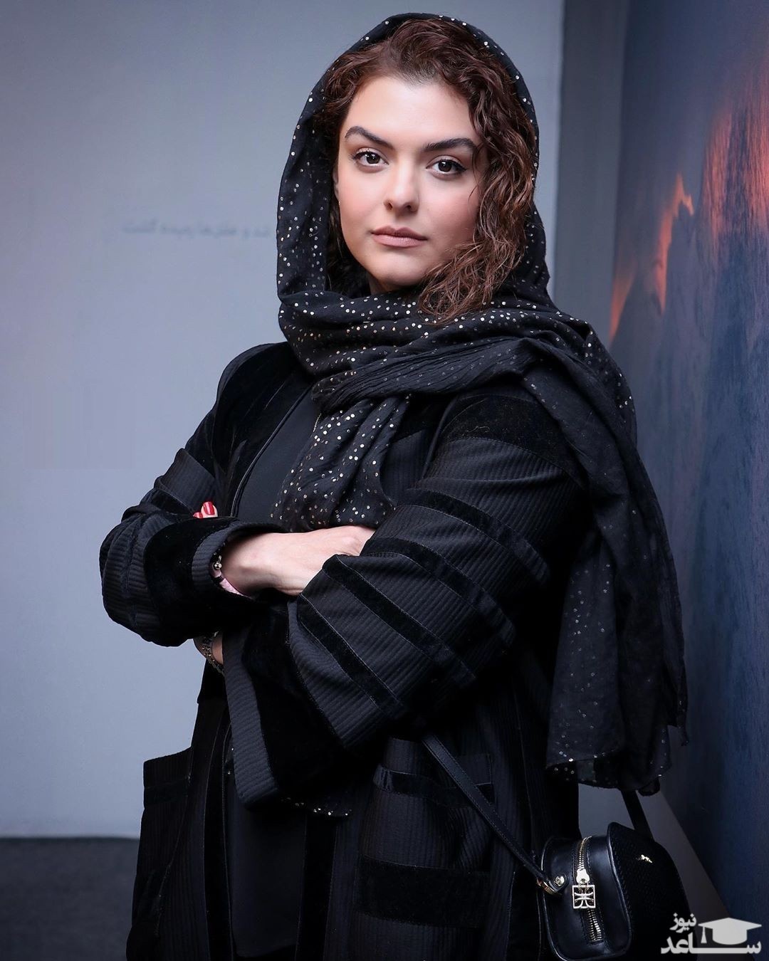 تیپ متفاوت دنیا مدنی در خیابان