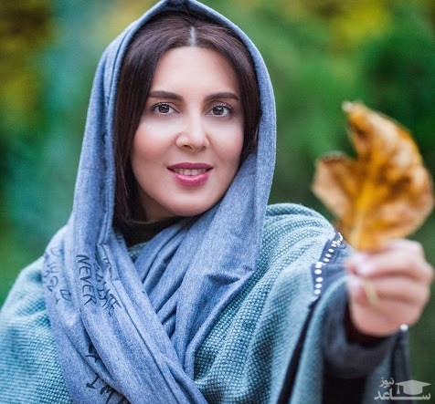 تیپ خاص لیلا بلوکات در کنار خواهر و مادرش در ایتالیا