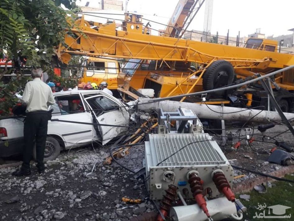 (عکس) حادثه مرگبار تصادف جرثقیل با 10 خودرو در بلوار هاشمیه مشهد