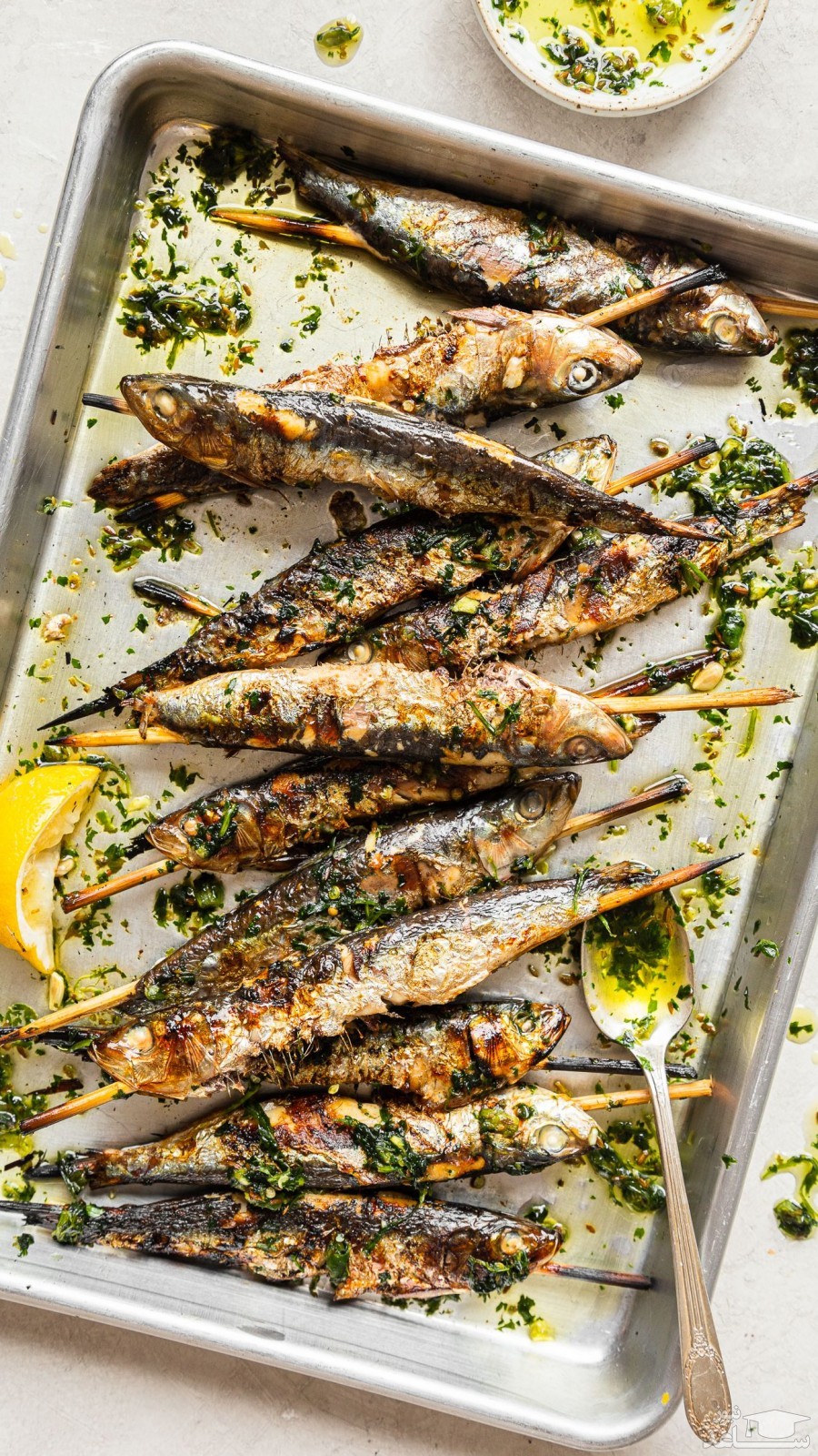 طرز تهیه خوراک ماهی ساردین با سبزیجات