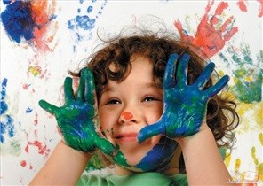 کشیدن نقاشی حیوانات و اعضای خانواده توسط کودکان