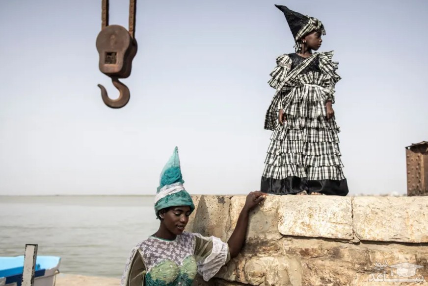 شو لباس سنتی در بندر سنت لوییس در سنگال/ خبرگزاری فرانسه