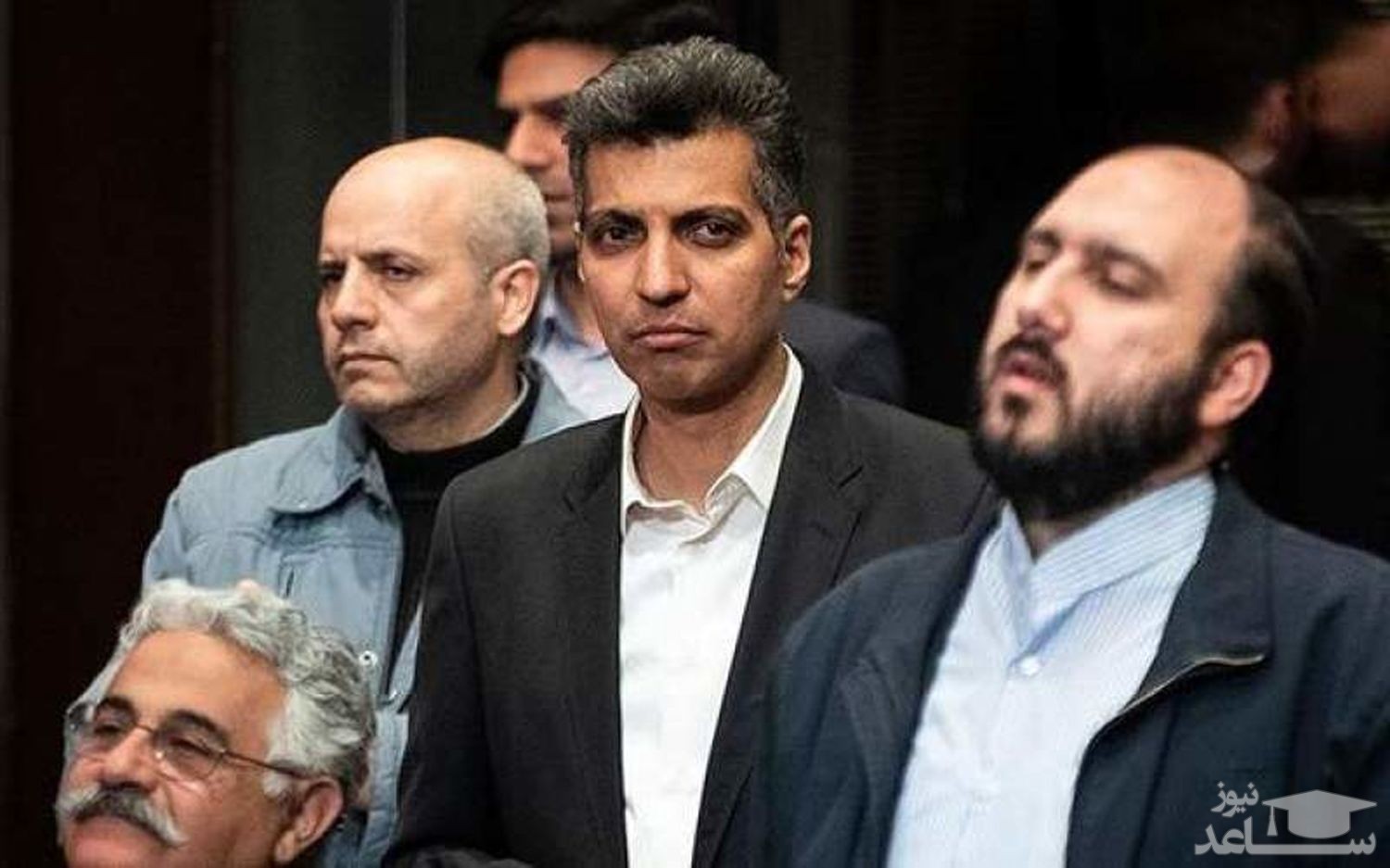 آشنا به اژه‌ای: تکلیف فردوسی‌پور را روشن کنید!