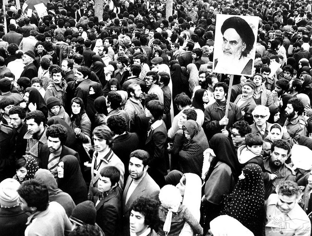 لحظه ای درنگ و تأمل در میراث انقلاب خمینی کبیر