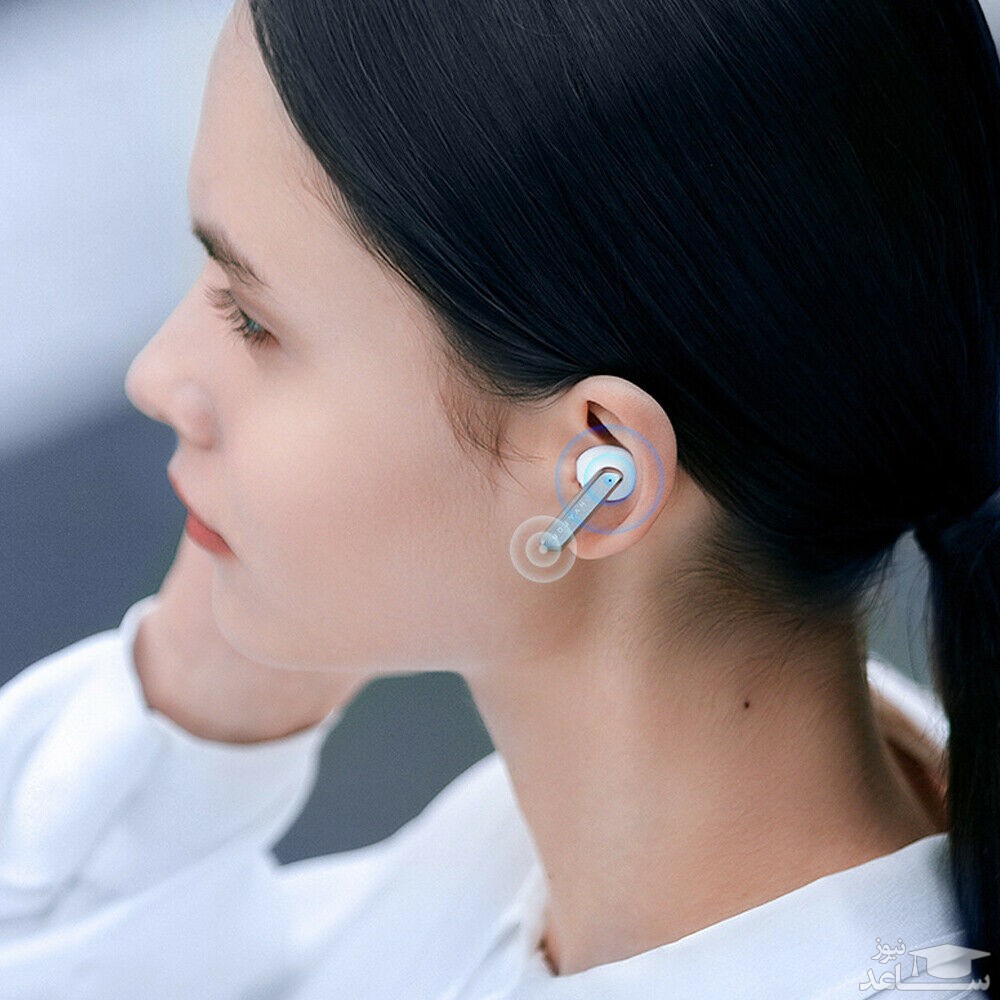 هدفون بلوتوثی هایلو مدل W1 در گوش