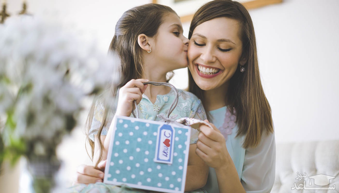 کادو روز مادر چی بخریم؟ ایده‌های جذاب برای انتخاب بهترین هدیه روز زن