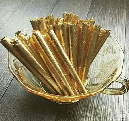 سیگار لاکچری با طعم بلوبری و روکش طلا