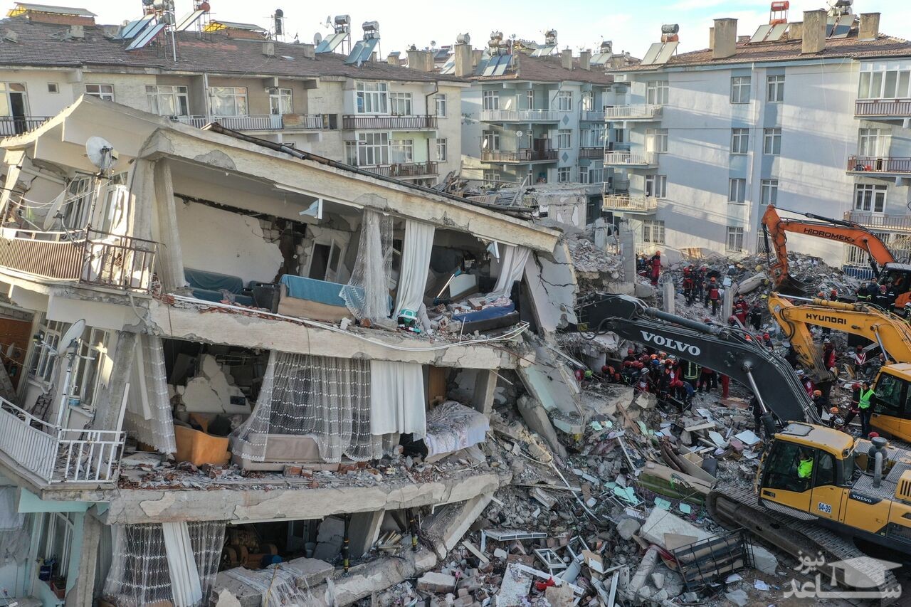 (فیلم) لحظات وقوع زلزله ۶.۶ ریشتری در شهر ازمیر ترکیه از دید دوربین‌ها