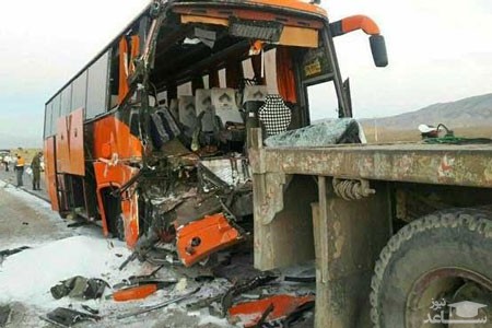 تصادف مرگبار تریلی با اتوبوس در خراسان‌جنوبی