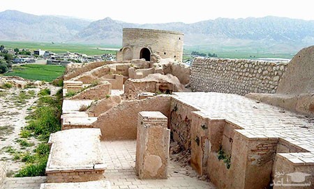 شهر تاریخی قلعه تل شهر باغ ملک