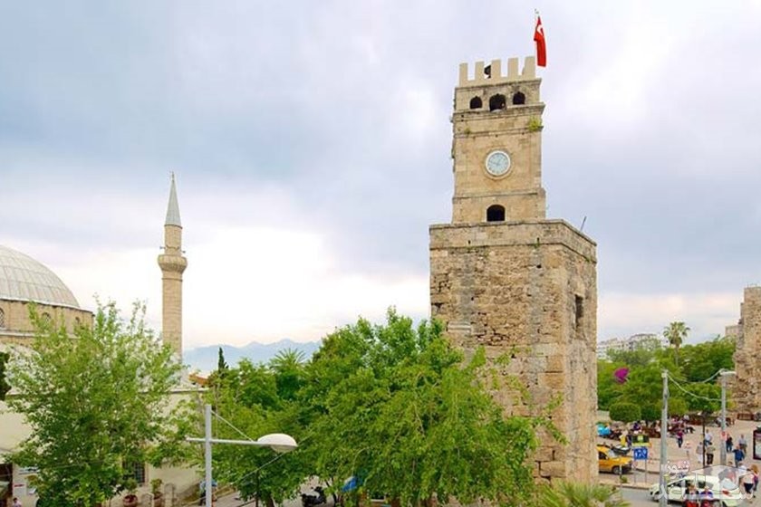 برج ساعت آنتالیا