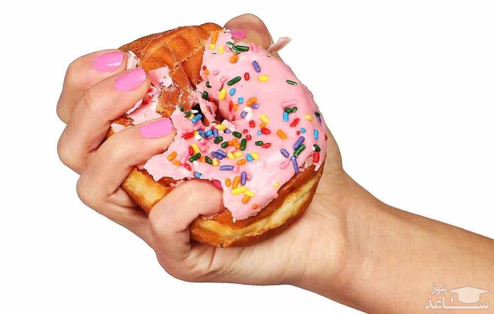 غذاهایی که استرس و اضطراب را تشدید میکنند !